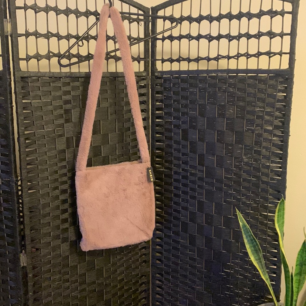 SHEIN faux fur cross body bag NWT